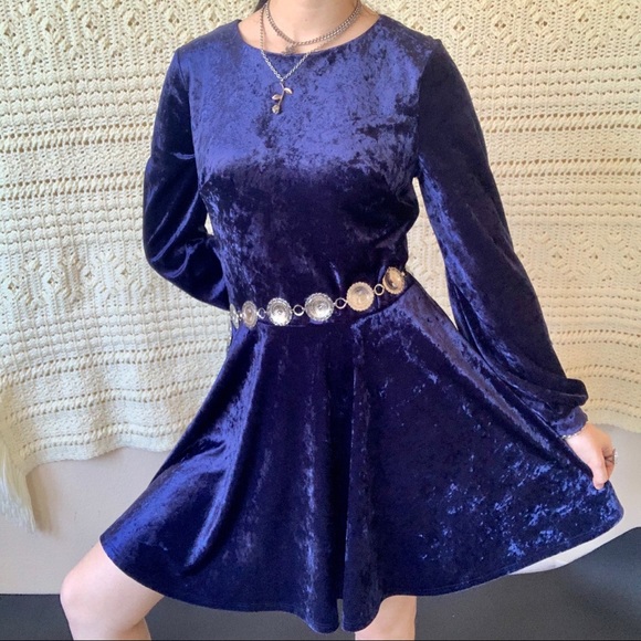 blue velvet long sleeve dress